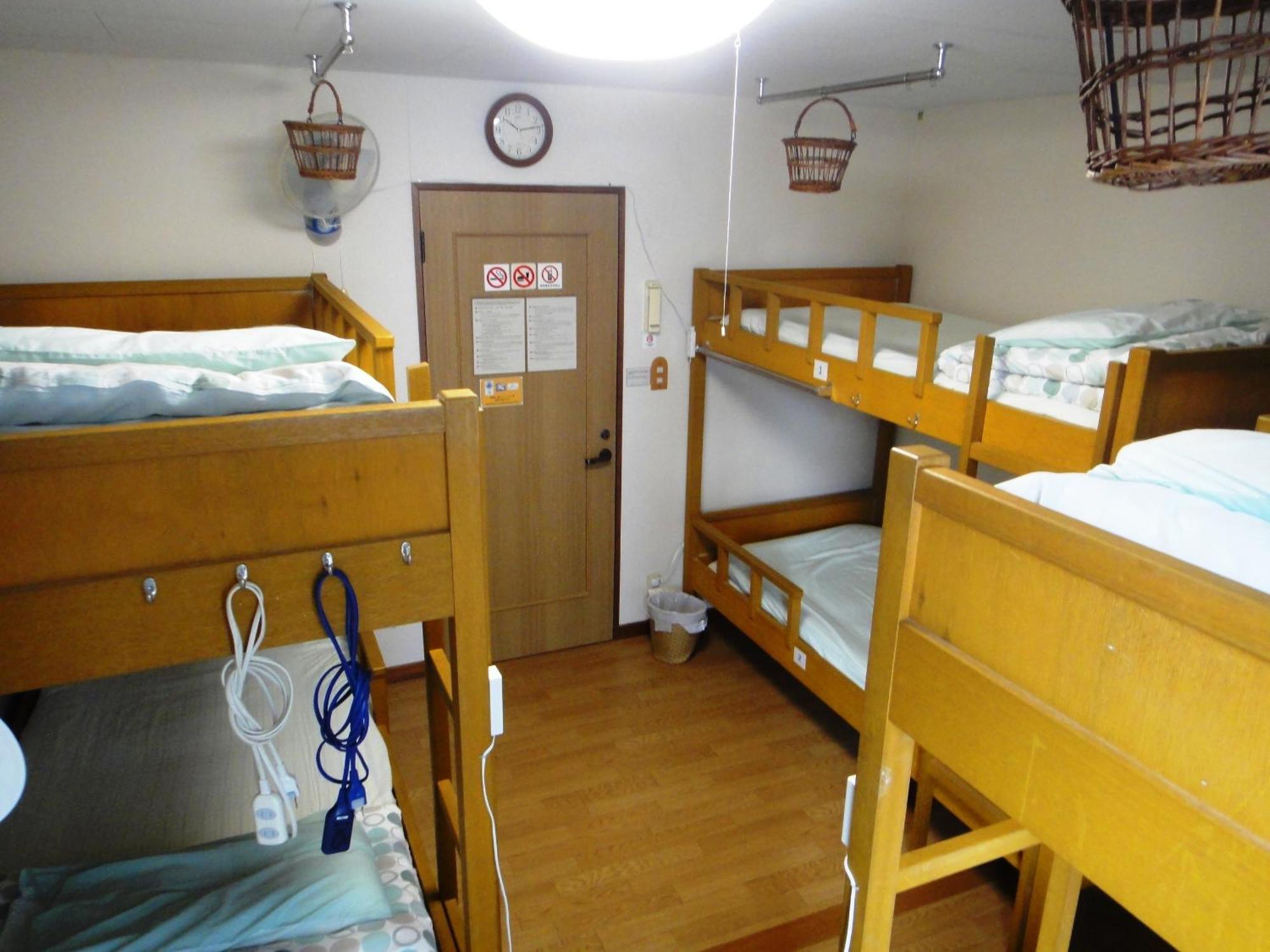 Backpackers Hostel Ino'S Place Sapporo Room photo